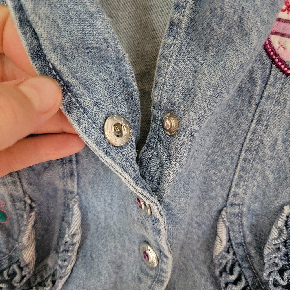 Skechers Blue Jean Jacket with Heart Floral Embroidery, Size 2T - Picture 5 of 7